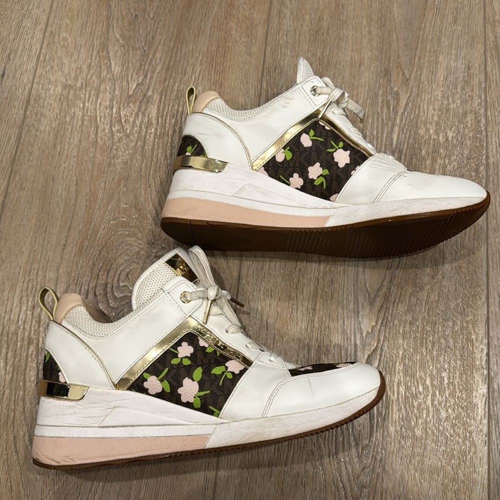 Michael Kors Georgie Trainer sneaker heels - Picture 2 of 9